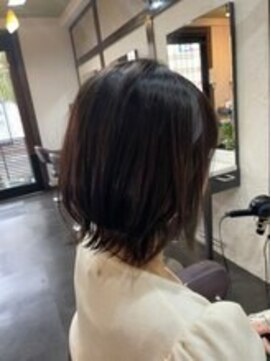 アクアマリン8810 ハチハチイチゼロ(AQUA MARINE 8810) 大人可愛いイメチェンモードヘアダークアッシュチェリーブラウン