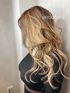 ラトリエ ブロカント 立川北口店(L'atelier BROCANTE) バレイヤージュ エアータッチ 透明感 ミルクティー アースカラー