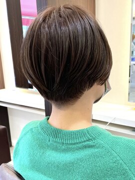 ロンドブルーム 天神大名店(Lond Bloom) 大人ショートボブショートカットショコラアッシュくびれミディ
