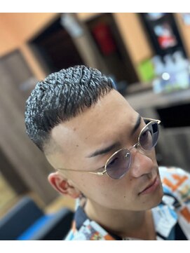 ピシャッとニ代目銀二郎 カールアイパークロップ