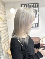 ヲタク(wotaku.)&nbsp;ブルーハイライト抜きっぱなしブリーチブロンドケアブリーチ