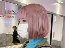 色味も入れたいけどそんな派手になりたくない、そんなわがままを叶える【ピンクベージュ】