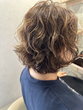 シロ(shiro) クセ毛カット