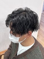 デプト(DEPT.)&nbsp;佐賀メンズサロンツイストスパイラルパーマフェードカット眉毛