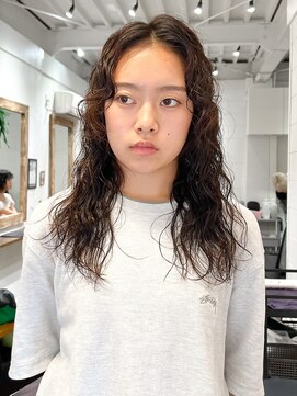 ラレイ ハラジュク(Lalei harajuku) 原宿スパイラルパーマレイヤーカットミディアムパーマ原宿パーマ