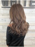 シフォンベージュ