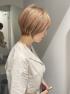 キオク(KIOX) ショート/ミルクティー/ハイトーンカラー/ブリーチカラー