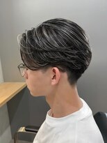 トゥイン 八王子(TWIN)&nbsp;メンズハイライトメッシュ刈り上げセンターパートブルーブラック