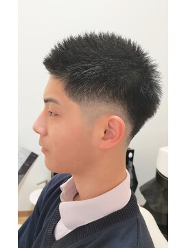 ホワイエ(foyer) メンズフェード