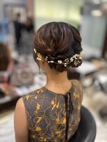 アピッシュ ギンザ(apish ginza) 結婚式お呼ばれヘアアレンジ×大人シニヨン
