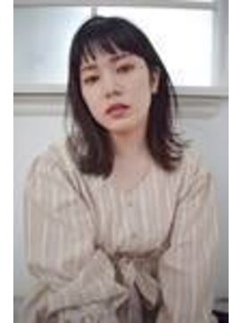 アフ(ahu) ミディアムヘア