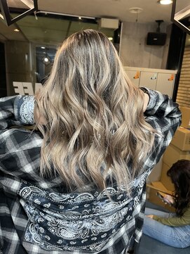 ラフ(LAFF) #黒髪#ボブルフ#ネビージュ#小顔#ワンレン