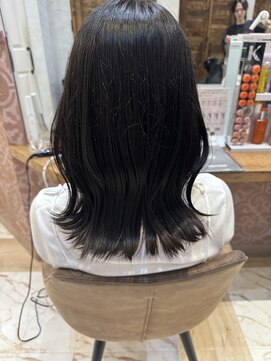 ロンドローズ 名古屋(Lond damaskRose) ブリーチ 学割 オリーブベージュ レイヤーカット リタッチ 888