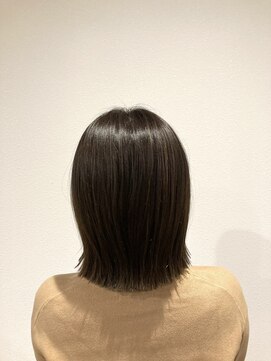 リバティ 登戸(Liberty) 外ハネミディアム×カーキアッシュ