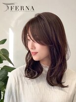 フェルナ(FERNA) 【大人女子のくびれミディアム】