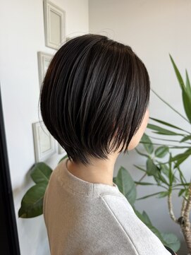 アンディ ニジュウサンド クリエイション(and D 23℃ creation) 大人ショート/ショート/襟足ギザギザ/脱茶髪/アッシュグレージュ