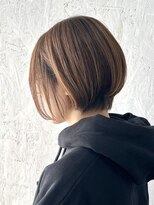 ザヘアメイクシェア(THE -HAIR MAKE SHARE-) ふんわり耳掛けショートボブ/20代30代40代/大人可愛いショート
