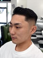 アストロ(ASTRO)&nbsp;ナチュラル立ち上げ×スキンフェードビジネス人気清潔感