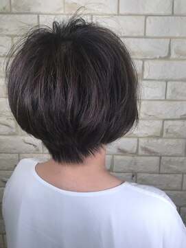 ヘア デザイン ハルプ(hair design HALB) ショート