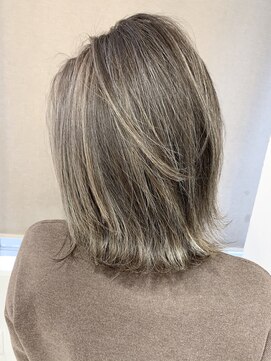 オリ(‘Oli) 外ハネ_ハイライト