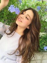 ヌイ 横浜(nui)&nbsp;ハイライトベージュ_毛先パーマことりベージュ