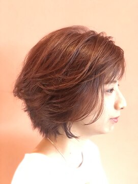 アムズヘアーファム ショートレイヤー