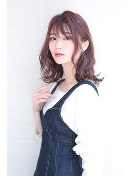 オーロ 緑地公園店(ORO) 長め結べる長さの外ハネミディ