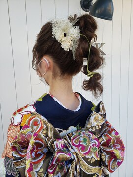 ヘア ケア ディエイチケー(HAIR CARE DHK) 可愛い紐アレンジポニー