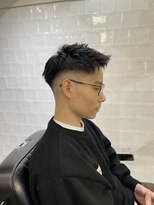 メリケンバーバーショップ フクオカ(MERICAN BARBERSHOP FUK)&nbsp;スキンフェードかきあげ
