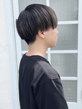 シュエール(Chuaile) ストレートマッシュ×ハイライト