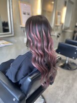 アムロードヘア(Amouroad hair)&nbsp;ピンクメッシュロングヘア