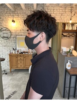 リリィ 津南店(Lilie) アップバングショート