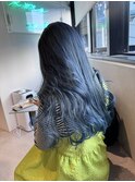 ブルー