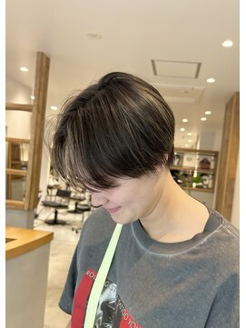 シアン 矢場町店(CYAN.) 外国人風細めハイライト×かきあげハンサムショート