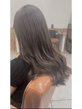 ノーム 横浜(NORM) ブリーチなし　ダブルカラー　オリーブグレージュ