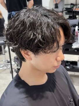 ニアバイスイ(Nia By SUI) 綿貫航太◎縦落ちシャドウ/シャドウパーマ/縦落ちパーマ/柏