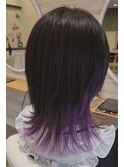 ちらっと見えるパープルインナー