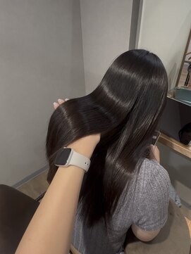 ティセ(tisse) 黒髪ストレート