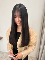 レアリバイケンジ(leali by KENJE)&nbsp;触れたくなる質感まとまるロングヘア