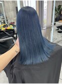ブルー