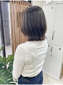 くびれボブ×オリーブアッシュ