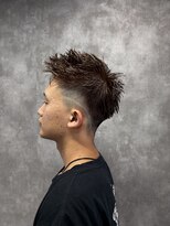 スピン 本八幡(SPIN) MEN’S HAIR/サーフカール/刈り上げセンターパート/本八幡
