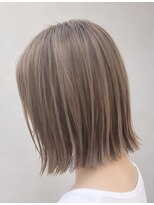 スタイル 袋町(STYLE)&nbsp;切りっぱなしボブ × ハニーベージュ