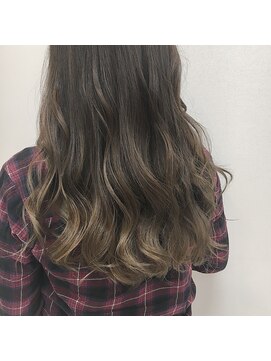 ソワンドゥブレス 大日店 (soin de brace) ○パーソナルカラー×ソンブレグラデーション