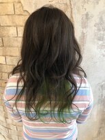 リリー(LILY)&nbsp;LILY☆インナーカラーグリーン☆