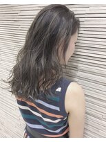 レウーナ(Reuna) 外国人ヘア_#毛先パーマ#ことりベージュ#黒髪ウォーターフォール