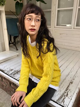 リラ バイ クオーレ(LIRA by CUORE) ウエーブロング