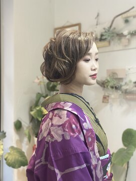 ヘアセットサロンエッジ(Edge) アンティークな着物スタイル