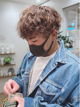 モリオフロムロンドン 松戸店(Morio from London) 【松戸 岩口】ベージュカラーツイストスパイラルショート