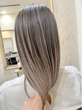 ファンド 千葉(fand) デザインカラーミルクティーベージュ／ロングヘア/つよき